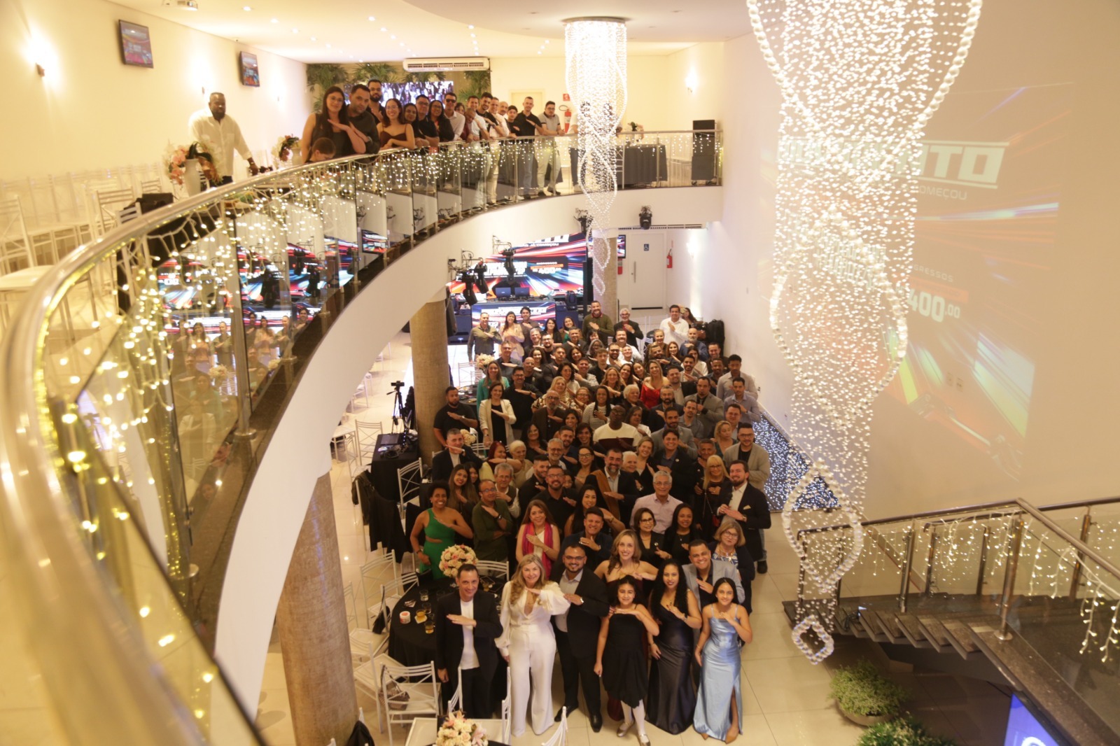 Evento Moments com publico no palco